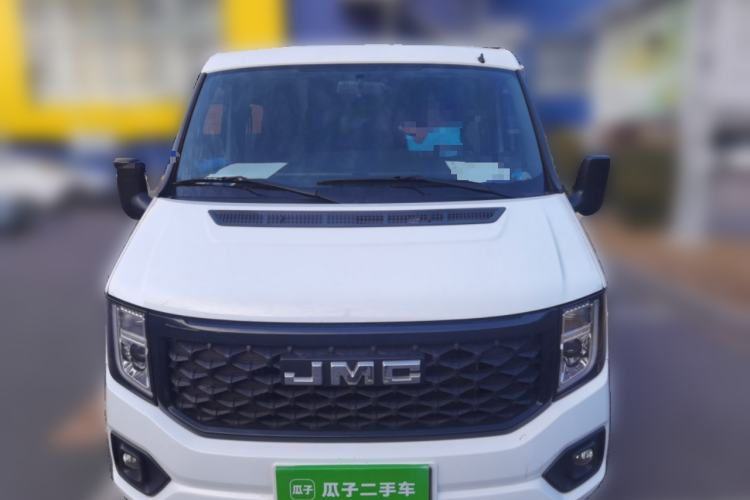 Used JMC Fushun 2023 2.0T Manual Short-Wheelbase Low-Roof Commercial Van 2/3 Seats with Lift-Up Tailgate
