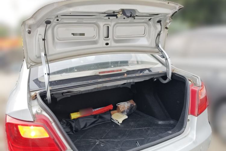 Used CHANGAN Alsvin V3 2012 1.3L Manual Comfort Version China IV Standard
