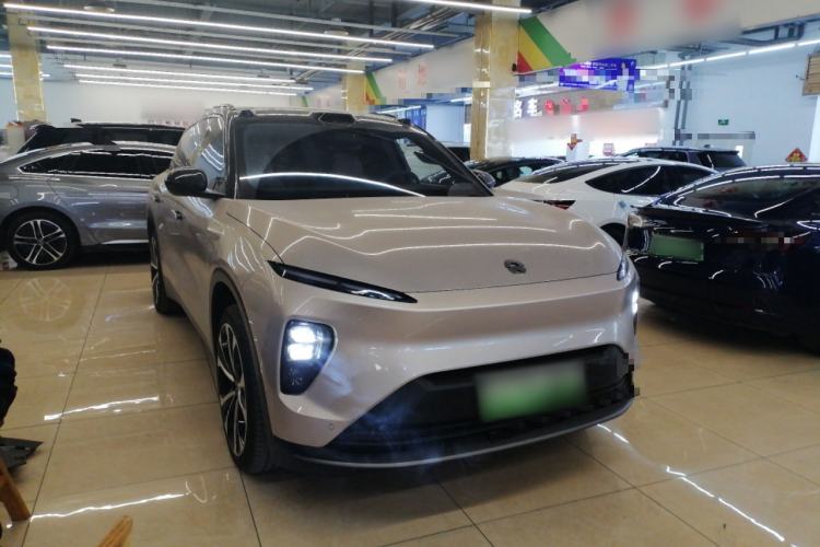 Used Nio ES8 2024 100kWh Signature Edition
