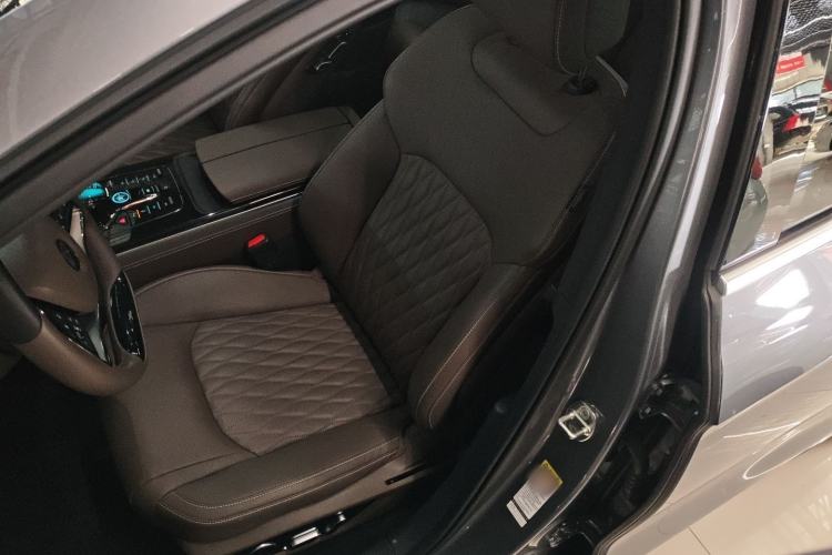 Used BYD Han 2023 EV Champion Edition 605KM Front-Drive Premium Model