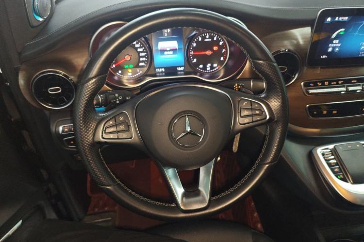 Used Mercedes-Benz V-Class 2020 V 260 L Long-wheelbase Luxury Edition