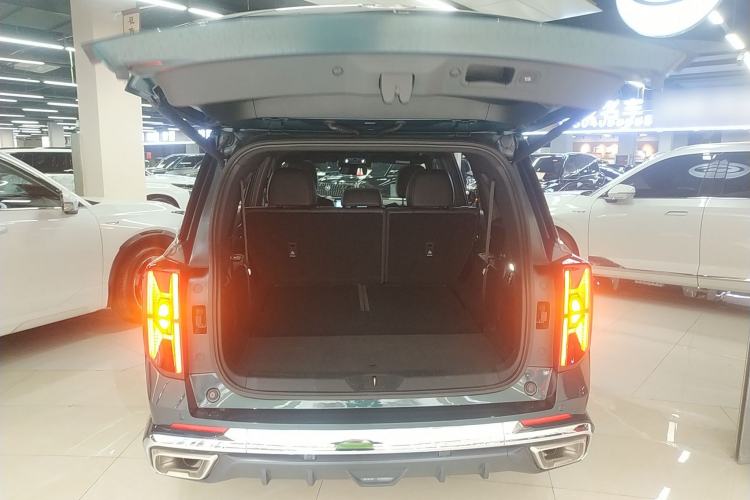 Used GAC Trumpchi ES9 2024 PHEV with 143 km Max Trunk