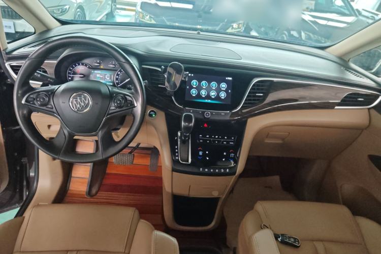Used Buick GL8 2018 ES 28T Luxury Model China VI Standard
