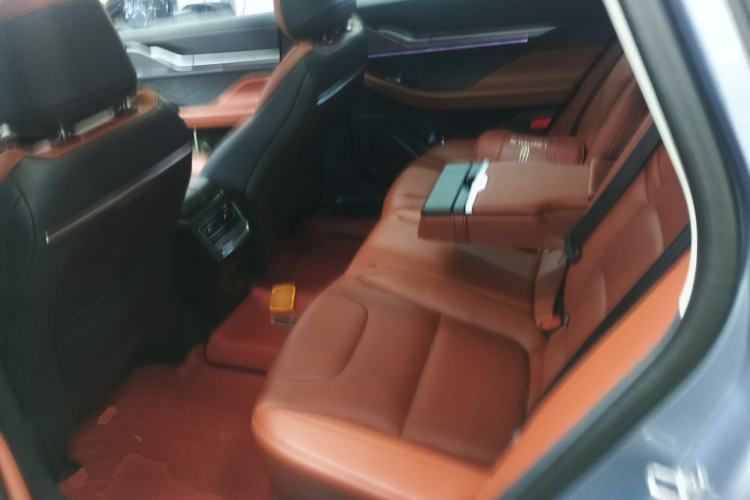 Used Lincoln Z 2022 iXiang Luxury Edition Left Rear Seat