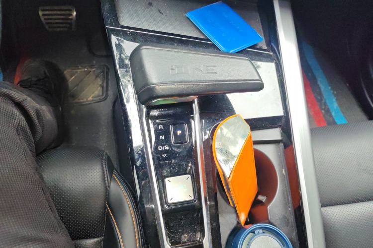 Used MG ONE 2022 α-Smart Sports Series 1.5T Advanced Edition Gear Lever