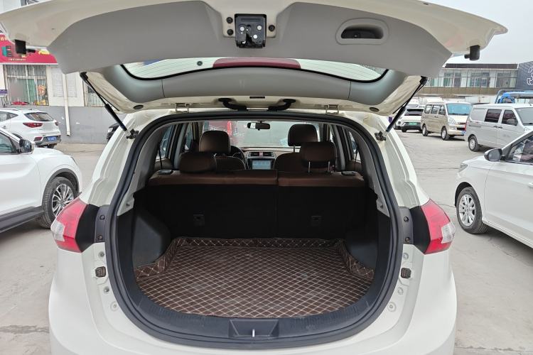 Used BAIC Weiwang S50 2016 1.5T CVT Joyful Luxury Model
