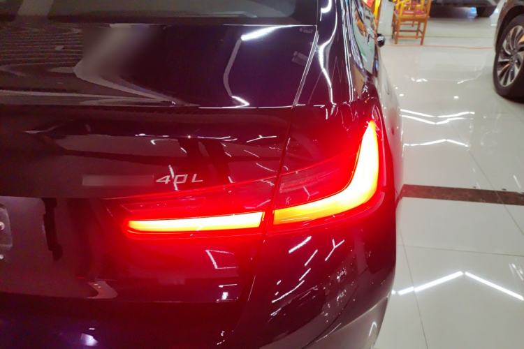 Used BMW i3 2025 eDrive 40 L Midnight Edition
