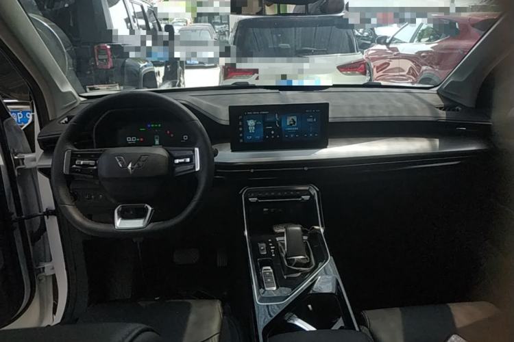 Used Wuling Asta 2022 2.0L DHT Electric-Speed Version