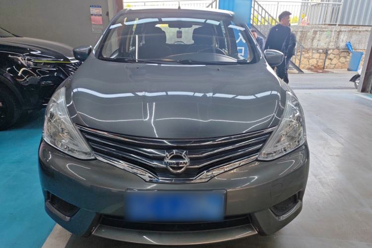 Used Nissan Livina 2015 1.6XE Manual Comfort Edition Exterior 1