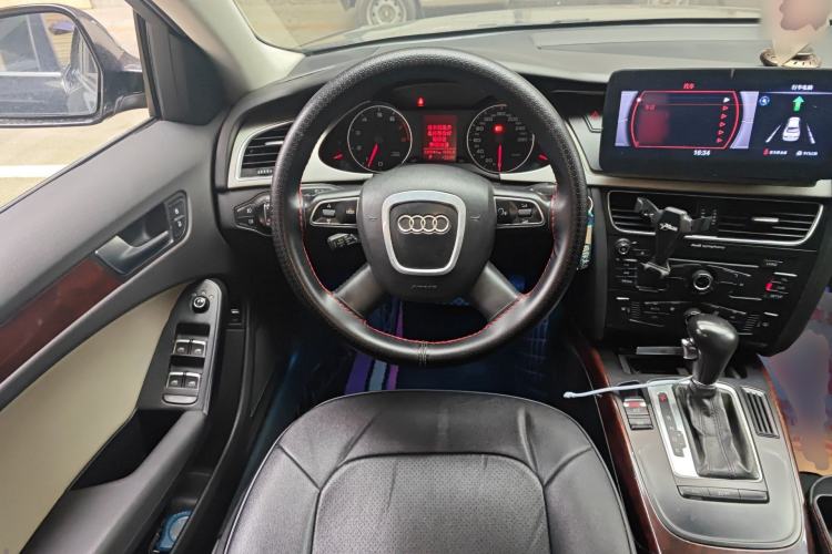 Used Audi A4L 2012 2.0 TFSI automatic standard version