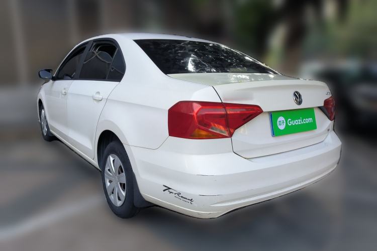 Used Volkswagen Jetta 2017 1.5L Manual Fashion Edition