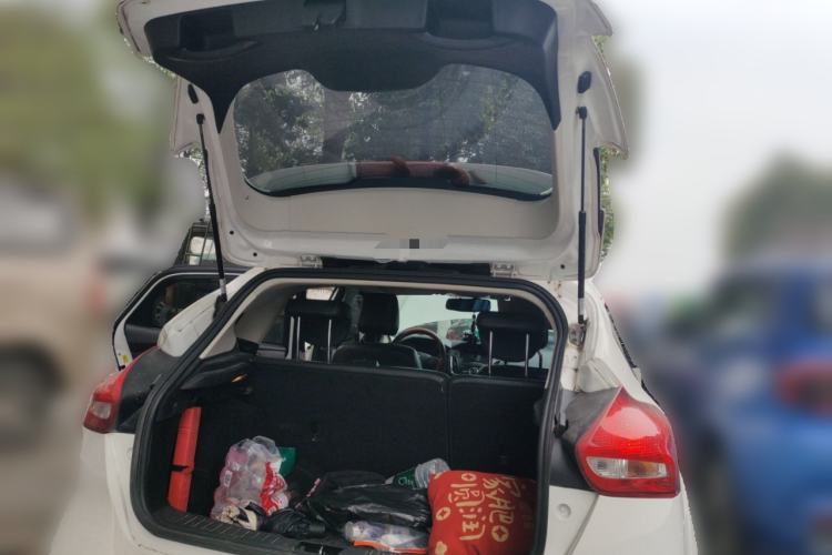 Used Ford Focus 2017 Hatchback 1.6L Automatic Comfort Plus SmartDrive Edition Trunk