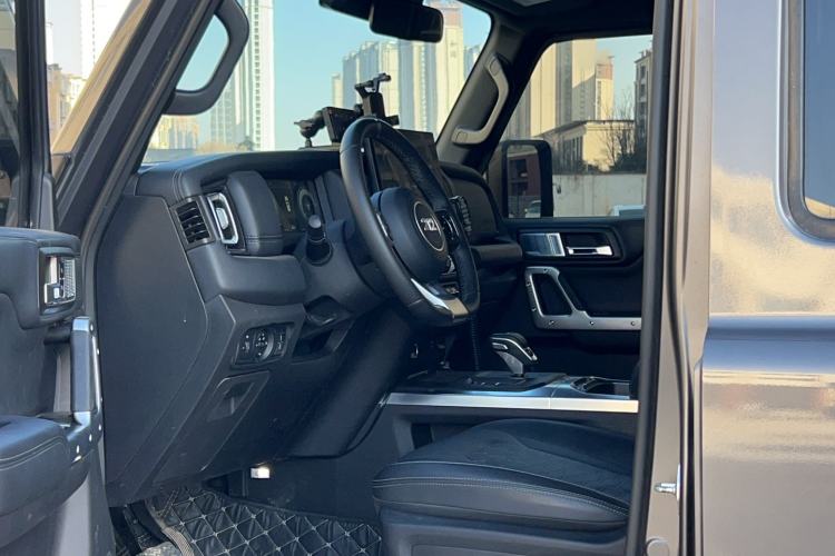 Used 212 T01 2024 2.0T Mechanic
