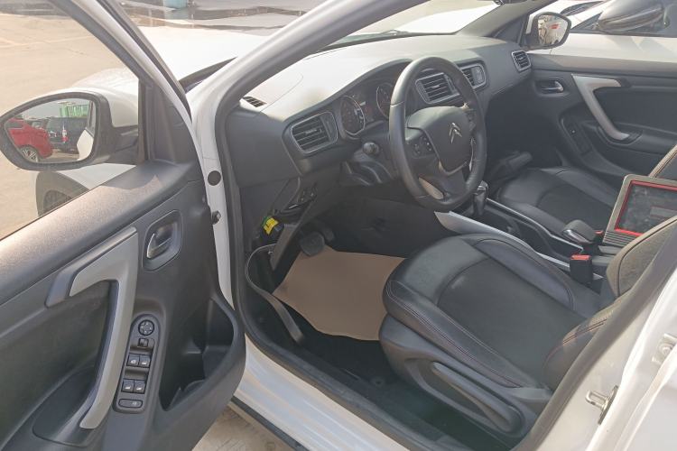 Used Citroen C3-XR 2015 1.6L Automatic Fashion Model
