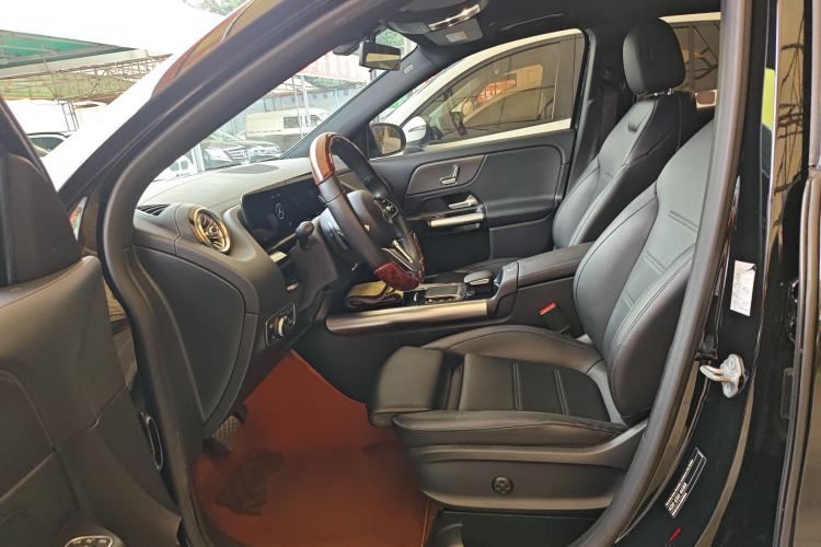 Used Mercedes-Benz GLA 2020 GLA 200 Left Front Seat