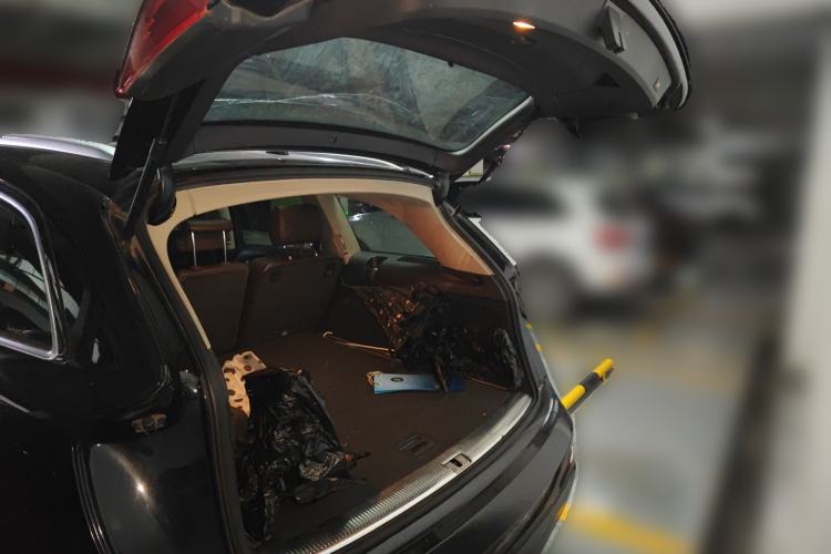 Used Audi Q7 2014 35 TFSI Sport Edition Trunk