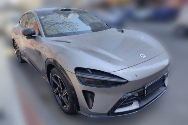 Used Xiaomi Auto YU7 2025 Ultra-Long Range High-Performance All-Wheel-Drive Max Edition Front Right 45 Deg