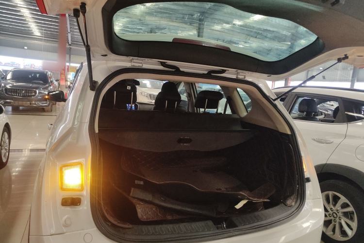 Used Baojun 560 2016 1.5T Manual Comfort Edition
