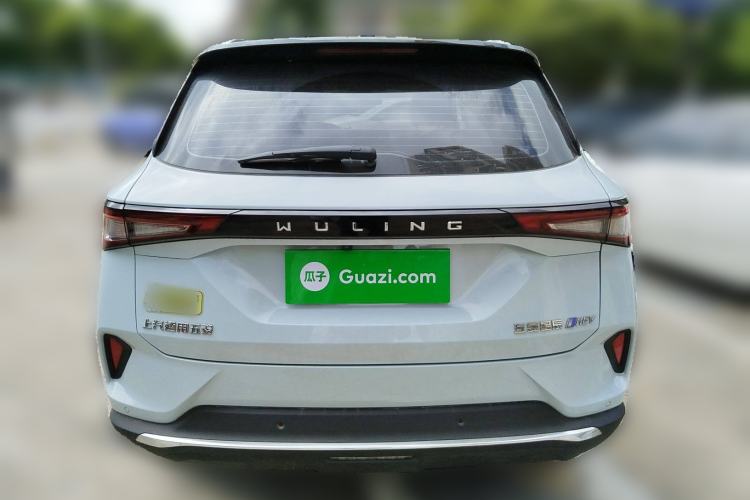 Used Wuling Asta 2022 2.0L DHT Electric-Speed Version Rear