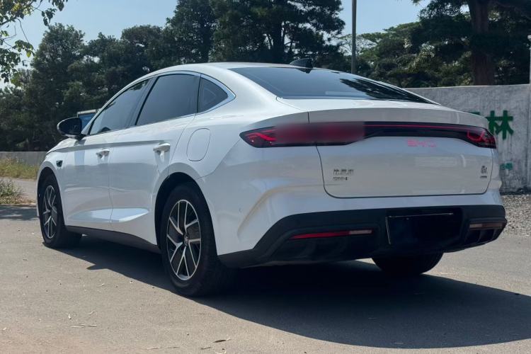 Used BYD Qin L 2025 DM-i Smart Drive 120KM Superior Model