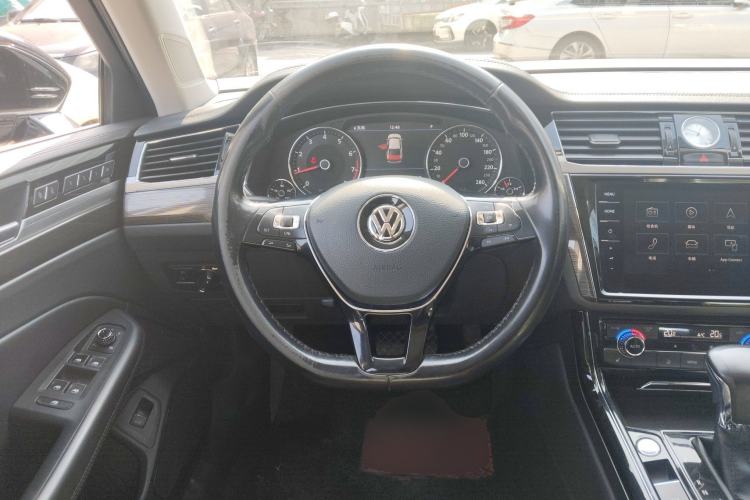 Used Volkswagen Phideon 2018 Revised Version 380TSI Two-Wheel Drive Business Edition
