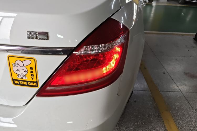 Used Geely Auto Emgrand 2016 Sedan 1.5L CVT Upward Version Right Rear Taillight