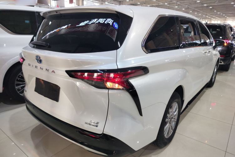 Used Toyota SIENNA 2021 2.5L Hybrid Luxury Edition