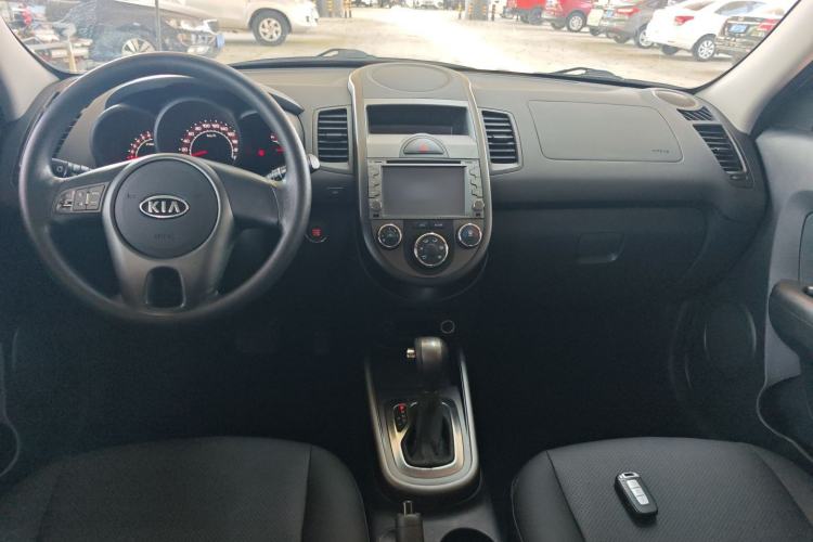 Used Kia Soul 2013 1.6L AT GL
