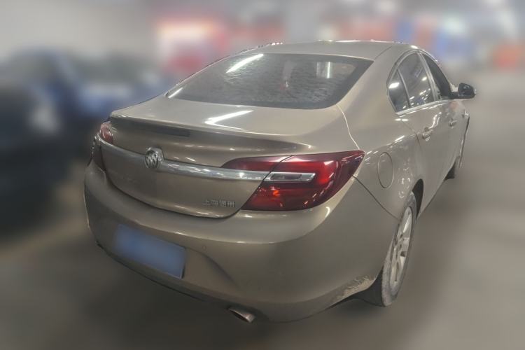 Used Buick Regal 2015 1.6T Leading Technology Model Rear Right 45 Deg