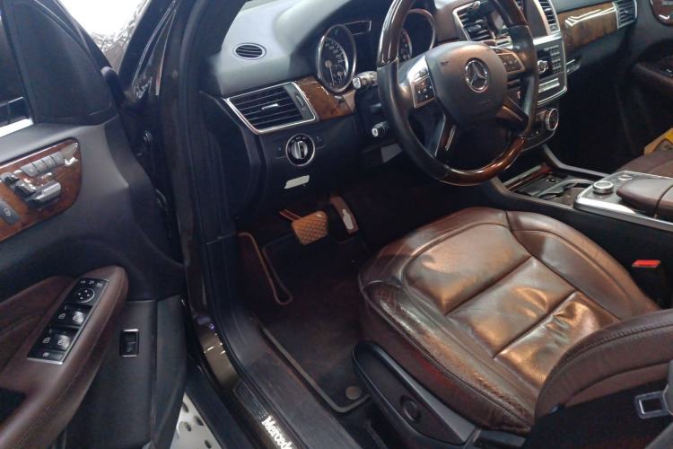 Used Mercedes-Benz M-Class 2014 ML 400 4MATIC Luxury Model