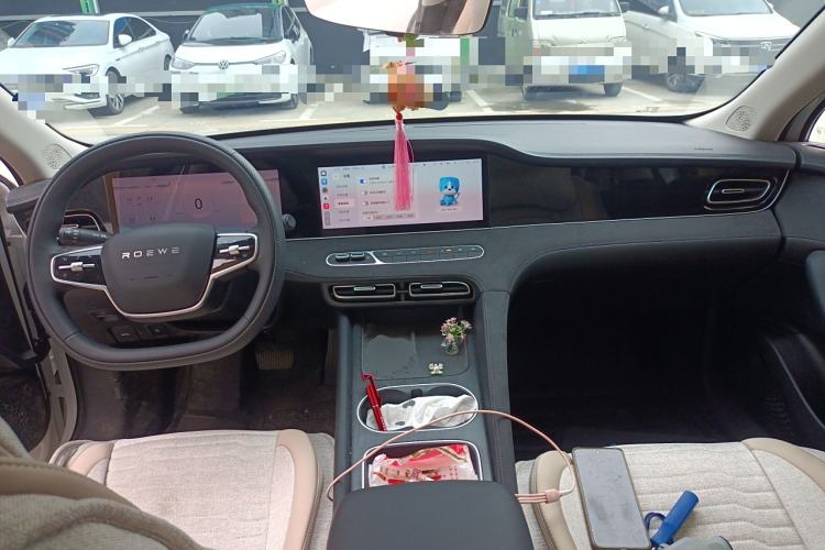 Used Roewe D7 2025 DMH 125km World Champion Excellence Edition Center Console
