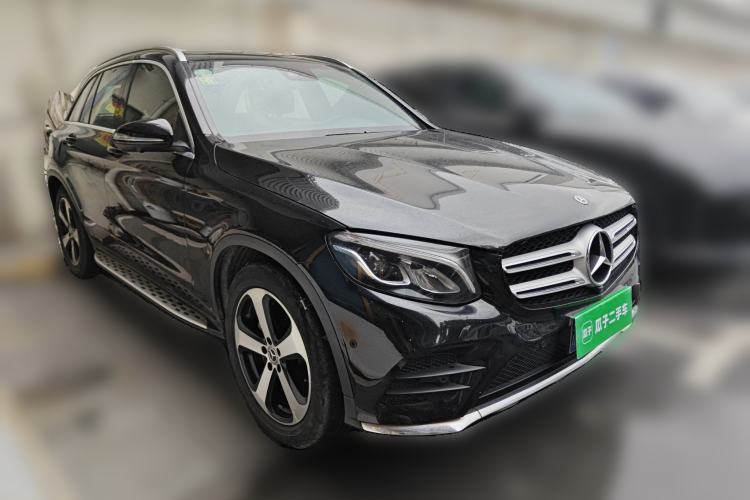 Used Mercedes-Benz GLC 2018 Facelift GLC 260 4MATIC Luxury Edition
