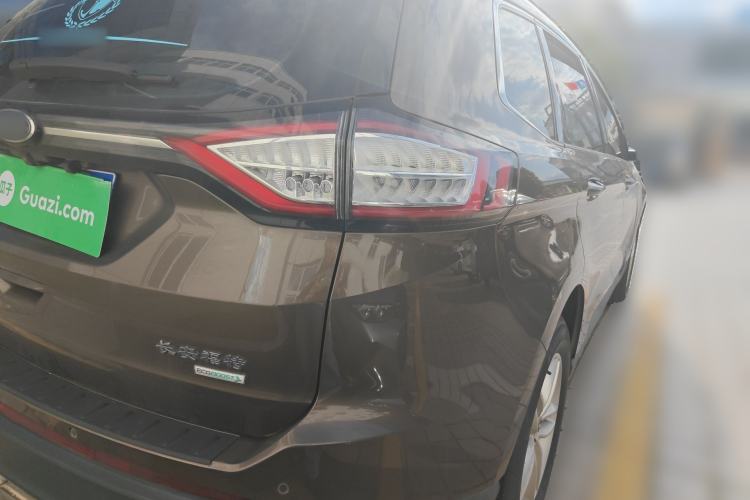 Used Ford Edge 2018 EcoBoost 245 Two-Wheel-Drive Platinum Edition 5 Seats