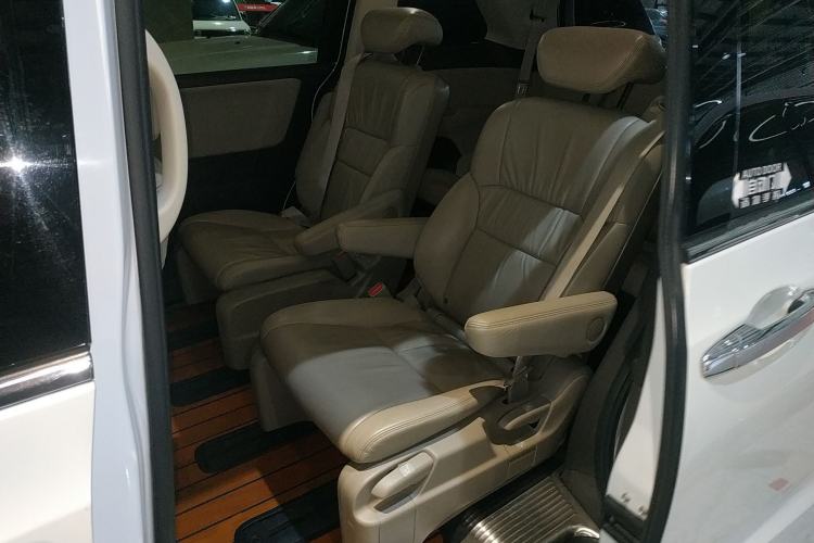 Used Honda Odyssey 2015 Revised 2.4L Luxury Edition
