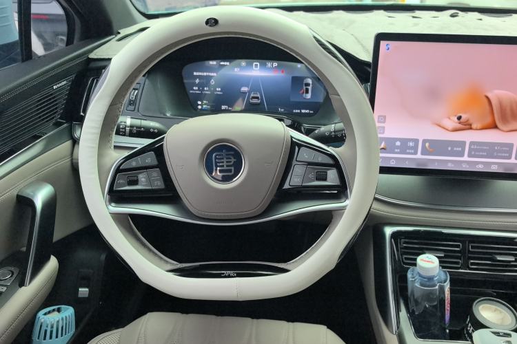 Used BYD Tang New Energy 2025 DM-i 115KM Prestige Model Steering Wheel