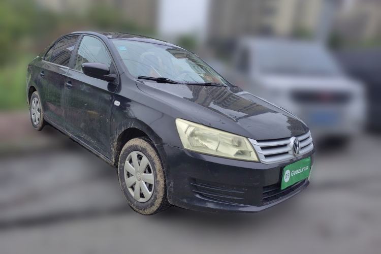 Used Volkswagen Santana 2013 1.6L Manual Fashion Edition Front Right 45 Deg