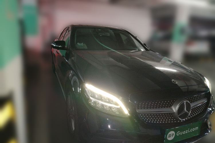 Used Mercedes-Benz C-Class 2019 C 180 L Fashion Edition Sport Version Front Right 45 Deg