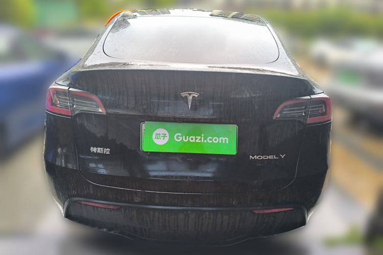 Used Tesla Model Y 2023 Rear-Wheel-Drive Version
