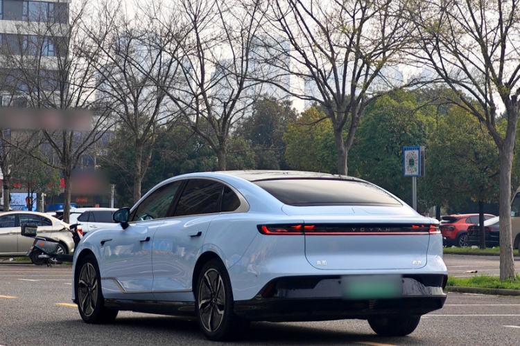 Used VOYAH PASSION 2023 Four-Wheel Drive Flagship Edition Exterior 5