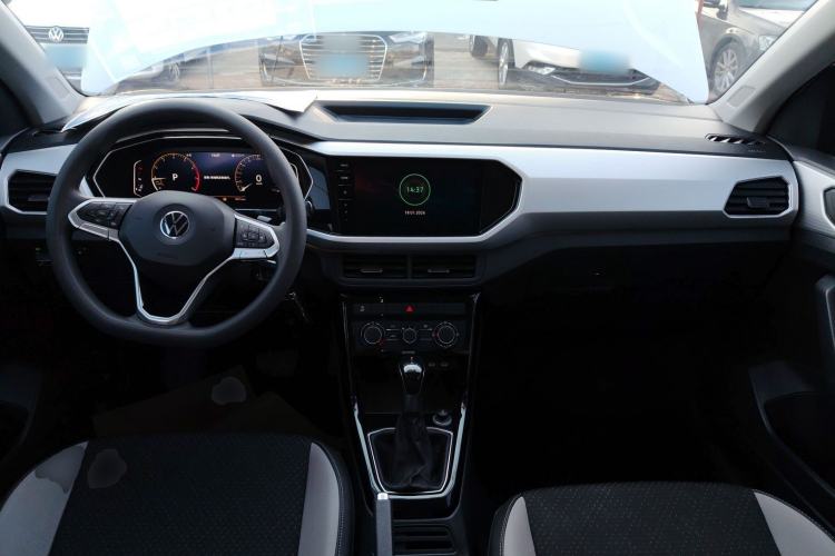 Used Volkswagen Tacqua 2021 200TSI DSG JoyConnect Edition