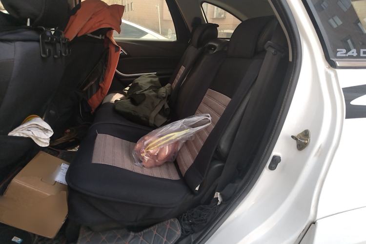 Used JMC Yusheng S350 2013 2.4T Automatic 4x4 Diesel Ultra-Luxury 5-Seater Left Rear Seat