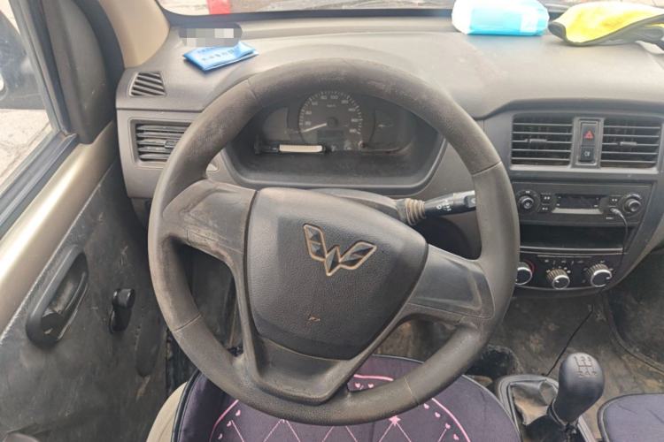 Used Wuling Rongguang 2015 1.2L S Base Model CNG