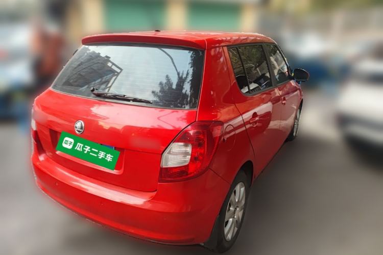 Used Skoda Fabia 2012 1.4L Automatic Crystal Edition Rear Right 45 Deg