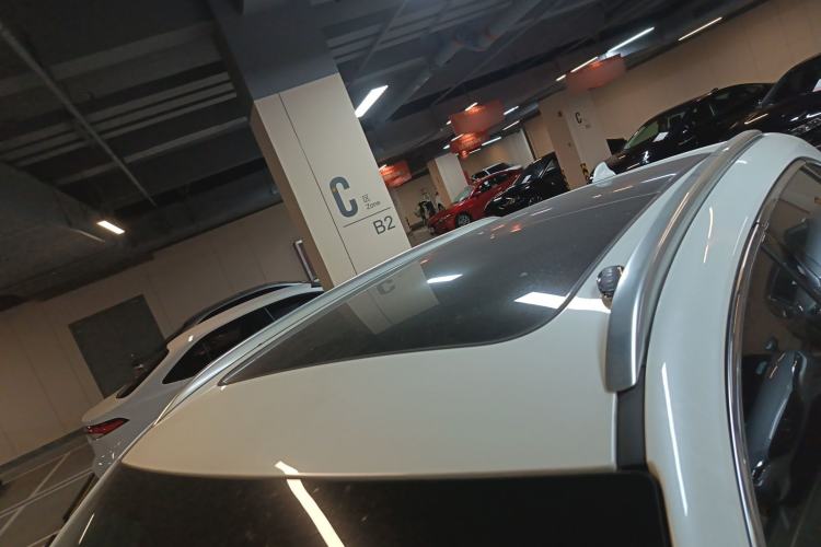 Used Hongqi HS5 2023 2.0T Four-Wheel Drive Flagship Pro Edition Roof