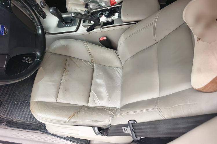 Used Volvo S40 2011 2.0L Automatic ZhiShang Edition