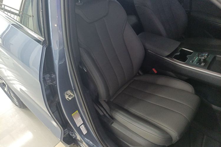 Used BYD Song Pro New Energy 2025 2nd Generation Intelligent Driving Version DM-i 75KM Overachiever Trim Right Front Seat