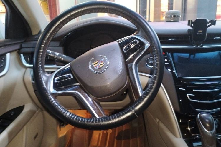 Used Cadillac XTS 2014 28T Comfort Version

