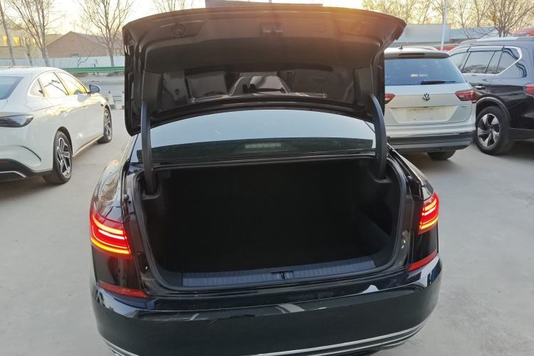 Used Volkswagen Passat 2022 330TSI Starry Luxury Edition
