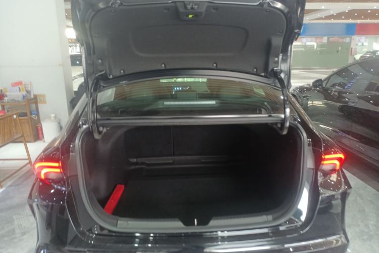 Used GAC Trumpchi EMPOW 2023 270T DCT J15 Version