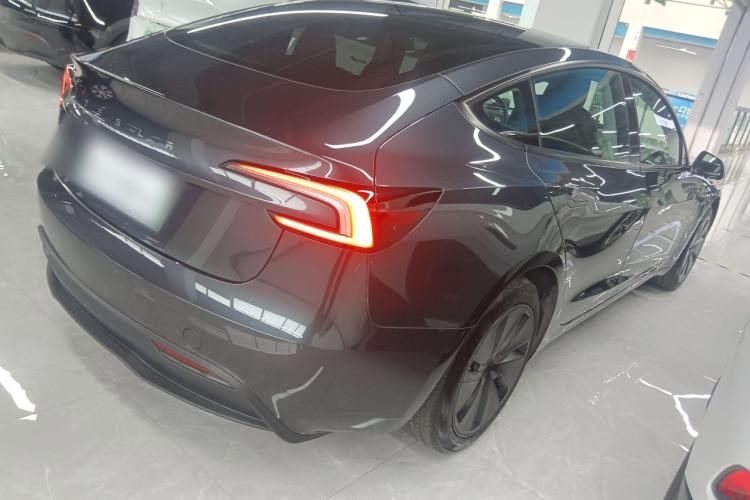 Used Tesla Model 3 2023 Rear-Wheel-Drive Version Rear Right 45 Deg